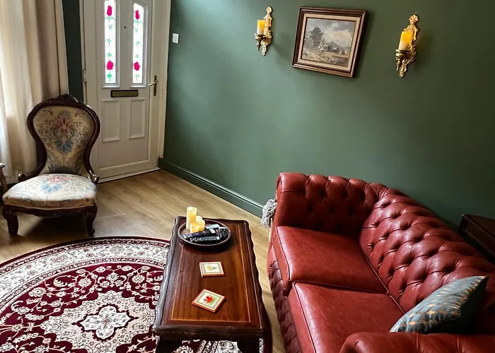 Robin\'S Hollow: 2Bd Home Near Wrexham Afc
